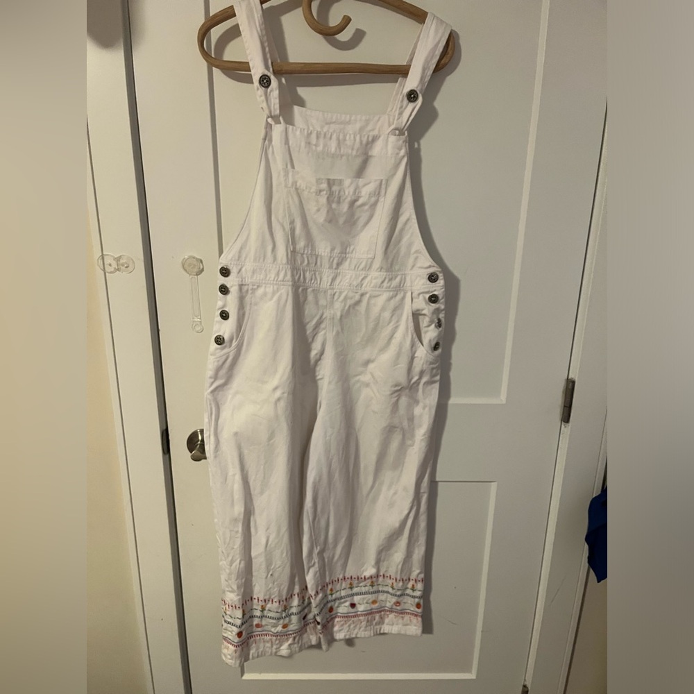 Ease Sport Casual Sports Wear White Cropped Overalls Floral Embroidery Womens M